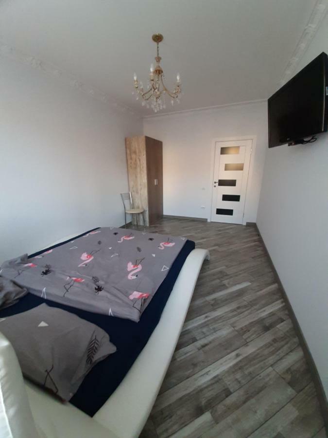 Apartment In Serbska Lviv Luaran gambar