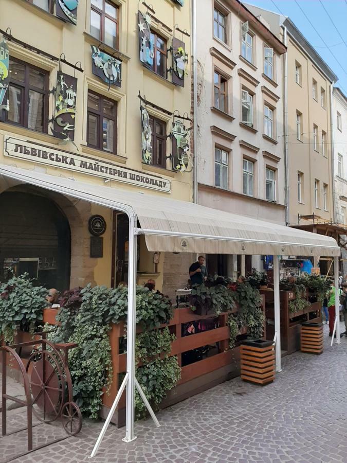 Apartment In Serbska Lviv Luaran gambar